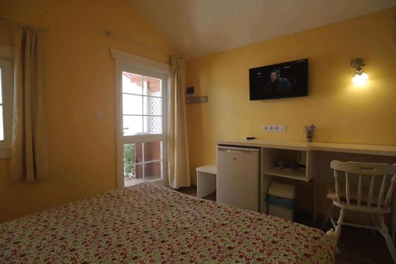 Guest House Yanita Warna