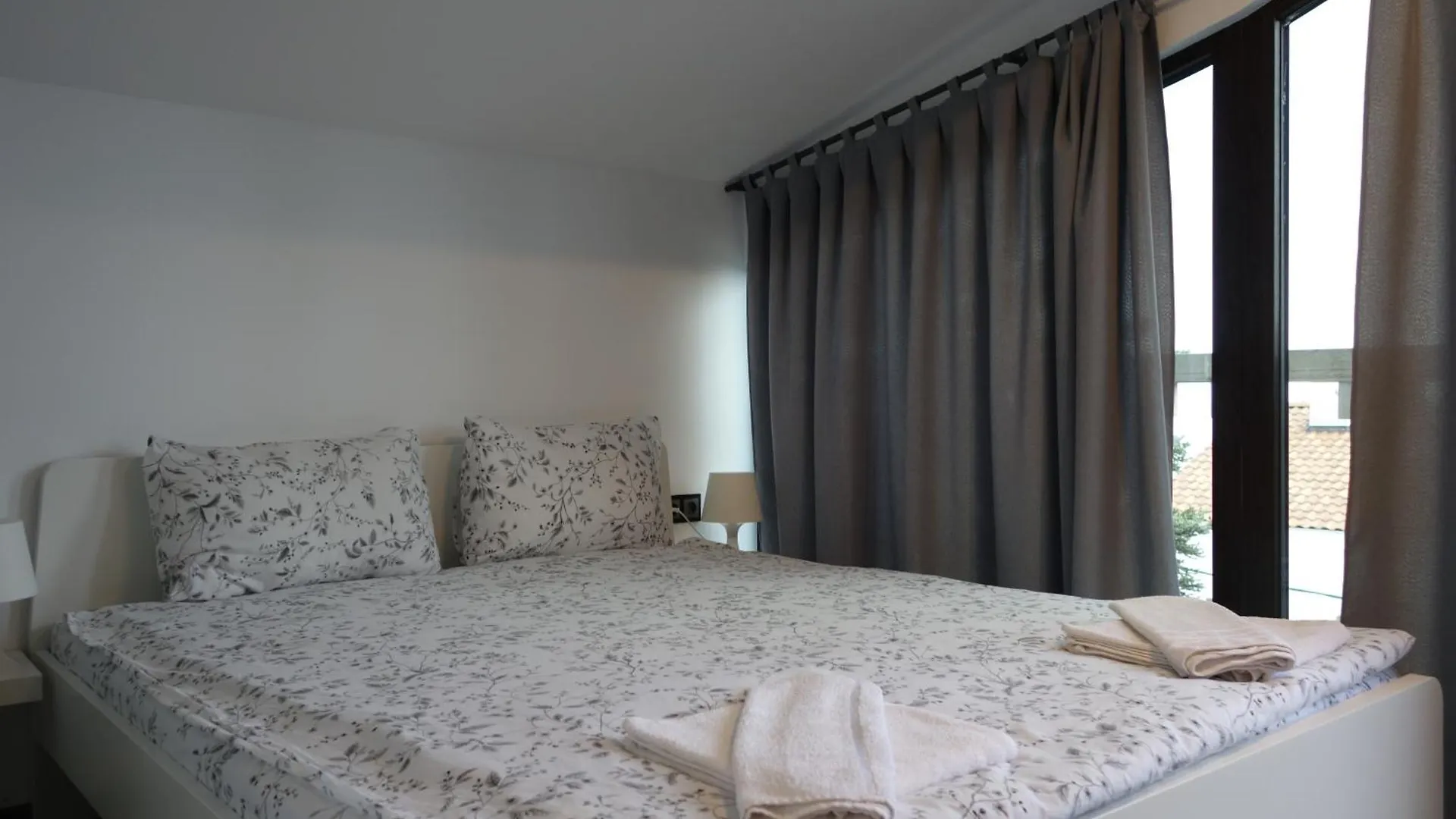Guest House Yanita Warna 0*,