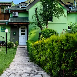https://vila-saltanat-41.goldensandshotels.net